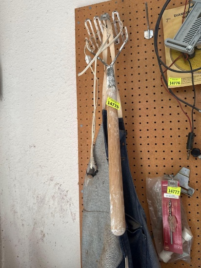 concrete mixer and shop Smith apron