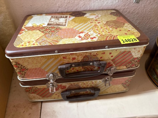 lunch boxes