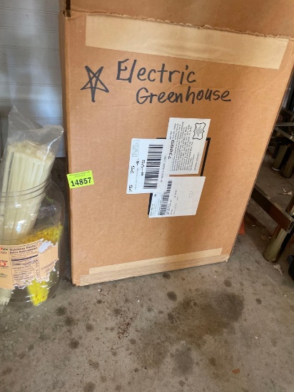 Greenhouse and zip ties