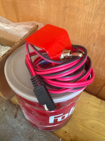 Power coupler, grinder blades, can of chemical