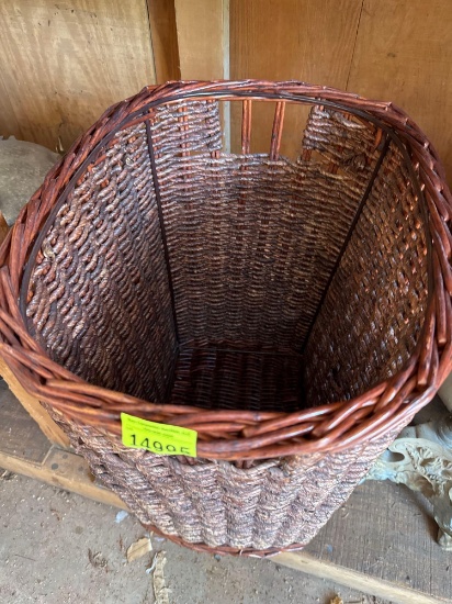 Wicker basket
