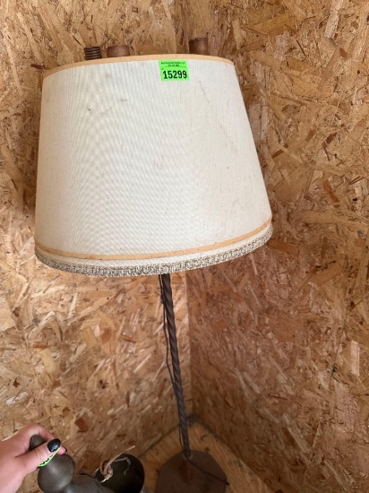 standing lamp