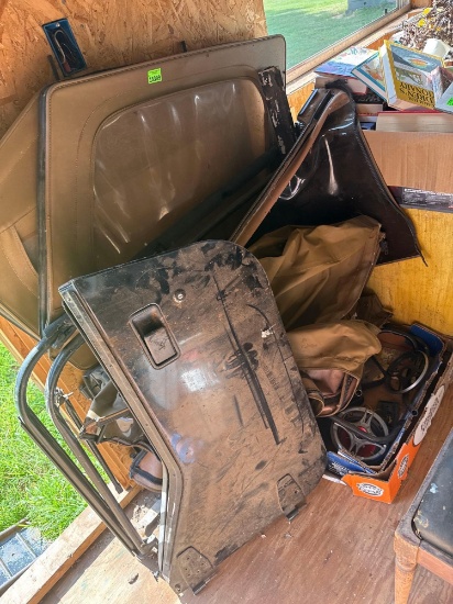Jeep soft top, foot bars and mirrors