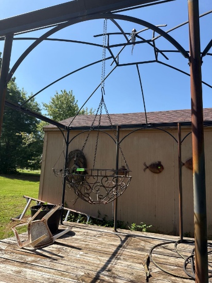 hanging flower pot