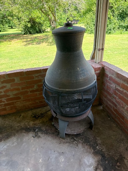 Outdoor fireplace