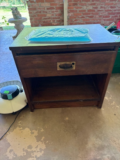 Night stand, gel bag for therapy 23 wide x 151/2 deep x 22 tall