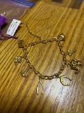 Yellowstone charm bracelet with pouch