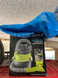 Wet dry auto vacuum and insulated tote