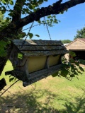 Bird feeder