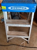 Aluminum ladder footstool