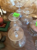 Glass cups