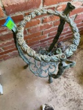 Metal plant pot holder