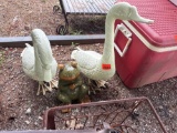 goose and frog decor
