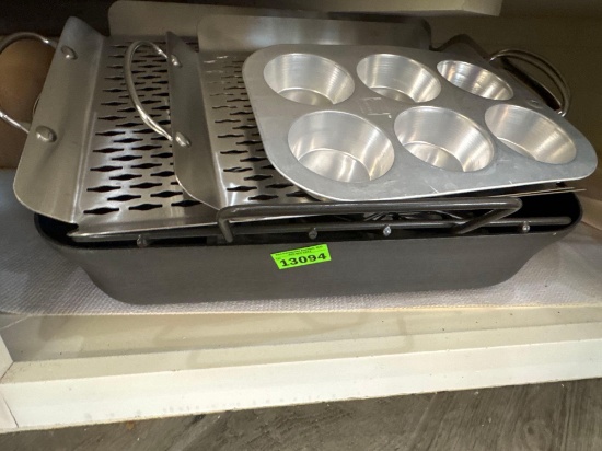 Muffin pan, turkey roaster, four glass serving trays and one porcelain serving tray