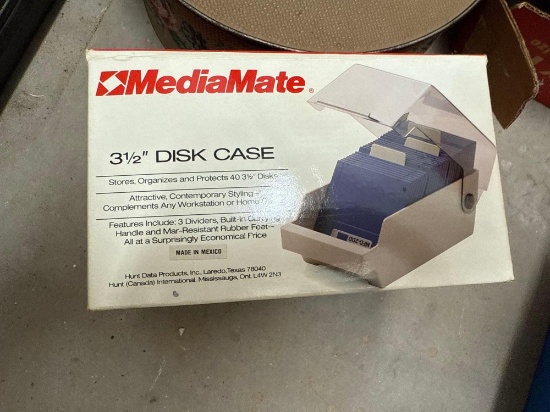 Disk case and floral can