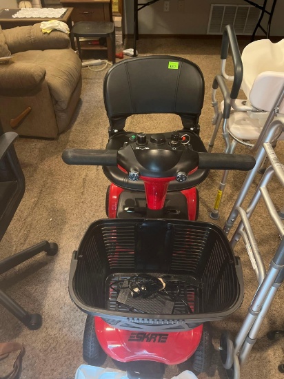 SKRT motor scooter