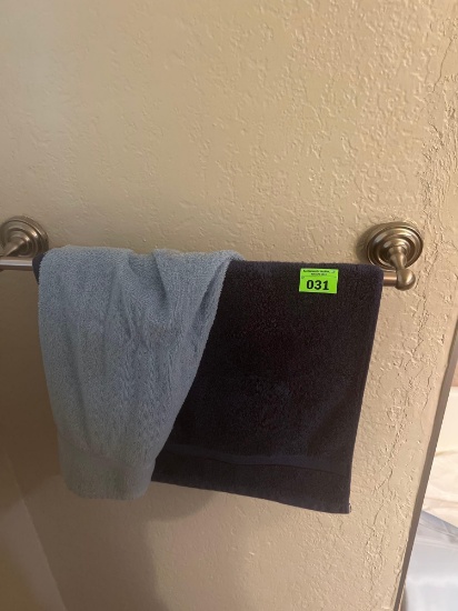 Bathroom rug set