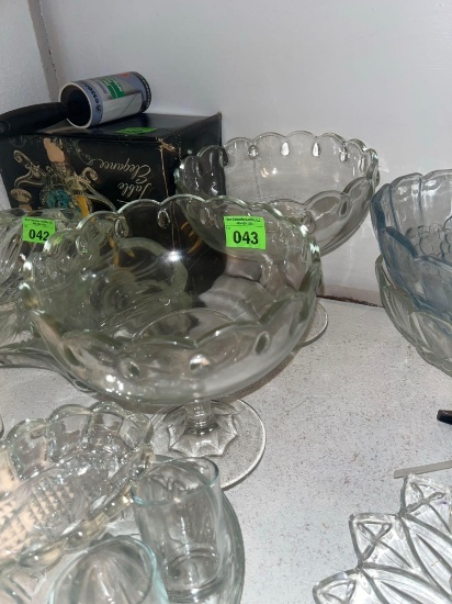 Serving bowls