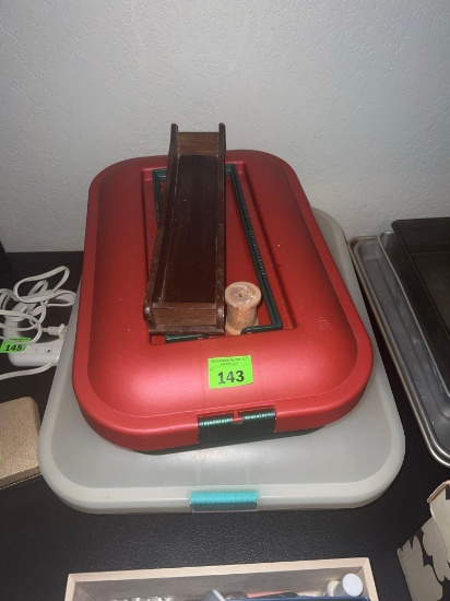 Shoe size Plastic totes