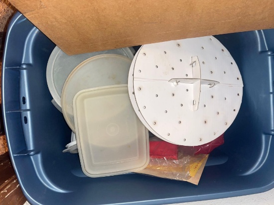 Tupperware lids