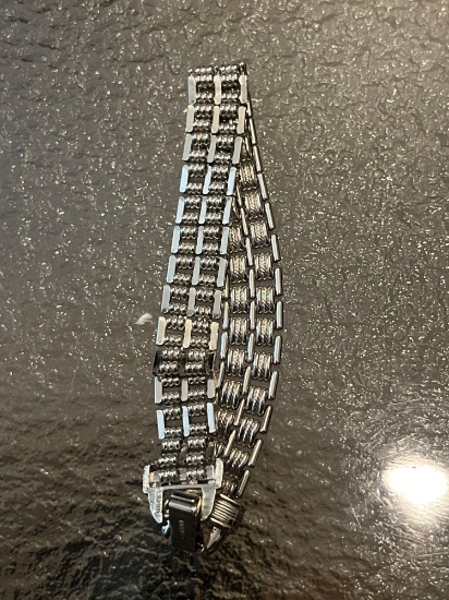 Braclet