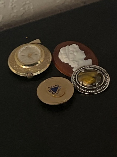 Broaches