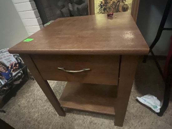 1 Drawer side table