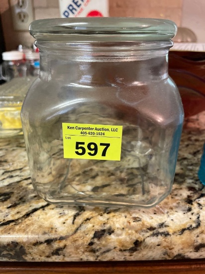 Glass jar