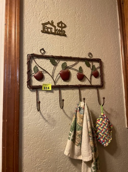 Apron holder