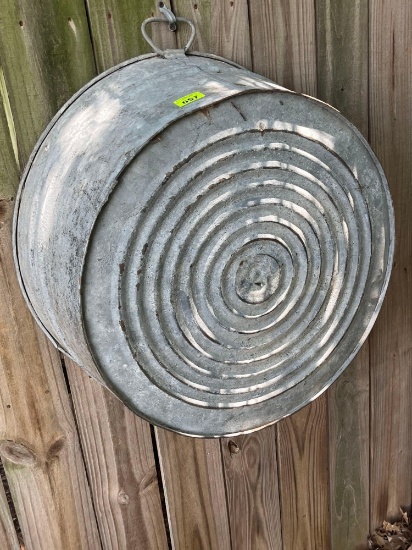 Metal bin