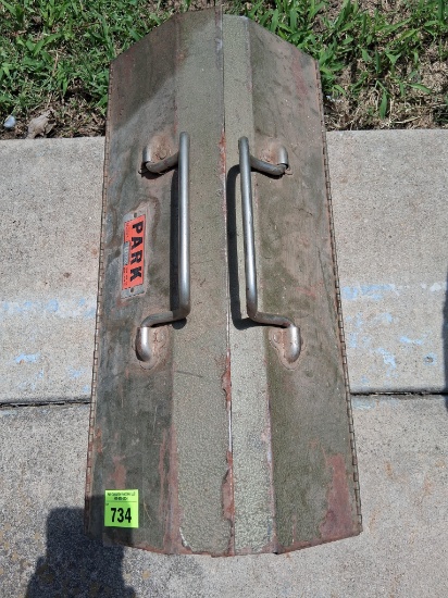 Metal toolbox