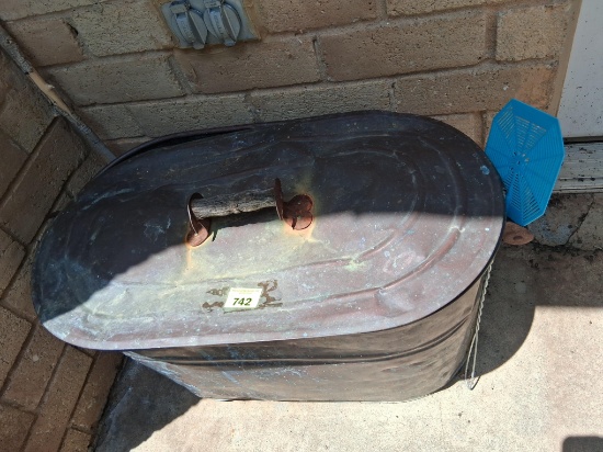 Galvanized steel wash tub