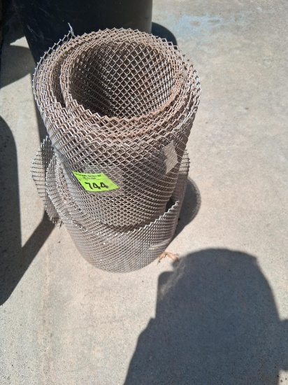 Flower bed liner