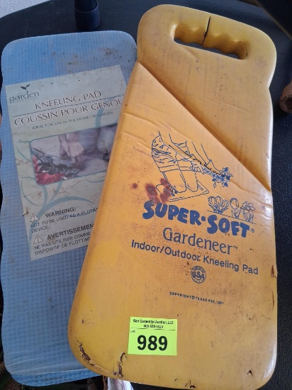 Foam knee board