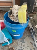 Bucket and sponge