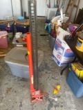 Bumper Jack