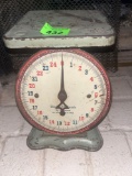 Vintage scale