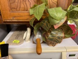 Marble rolling pin, kitchen timer and more