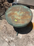 Round metal table