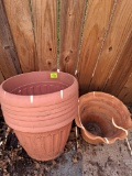 Flower pots