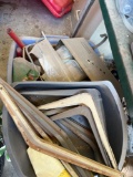 Shelf brackets