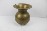 Spittoon