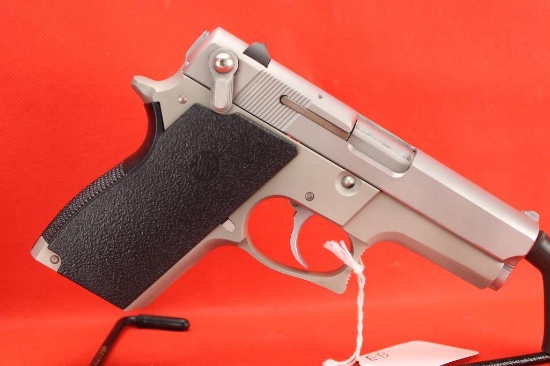 Smith & Wesson Mod 669