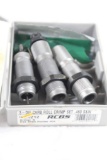 RCBS roll 3 die carbide roll crimp set for 460 S&W with shell holder. Used in good condition.