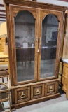 Locking 10 gun wooden cabinet with key