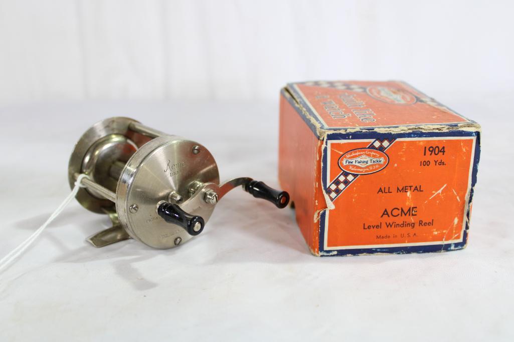 Shakespeare Acme casting reel #1904. Used in box.