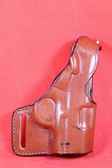 Bianchi #75 brown leather right handed belt snap holster for 1911. Like new.