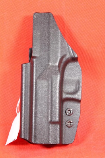 Black plastic in-side right handed belt clip holster. Like new.