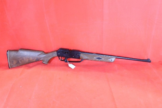 Daisy 880 Powerline pump BB gun. Like new. Plastic stock.