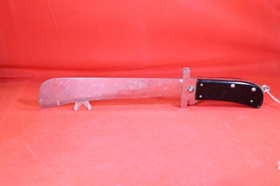 Folding machete with 10.0 inch blade. Has liner lock handle which allows knife to be folded. Black